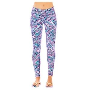 Lilly Pulitzer Luxletic Weekender High-Rise Leggings Neptunes Net Resort Large